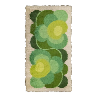 Green Desso 'Double Flower' carpet, 140x70 cm