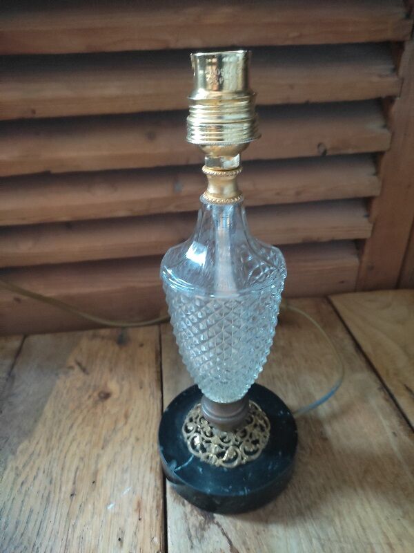 Bedside desk lamp glass molded diamond spikes marble base dp 1022234