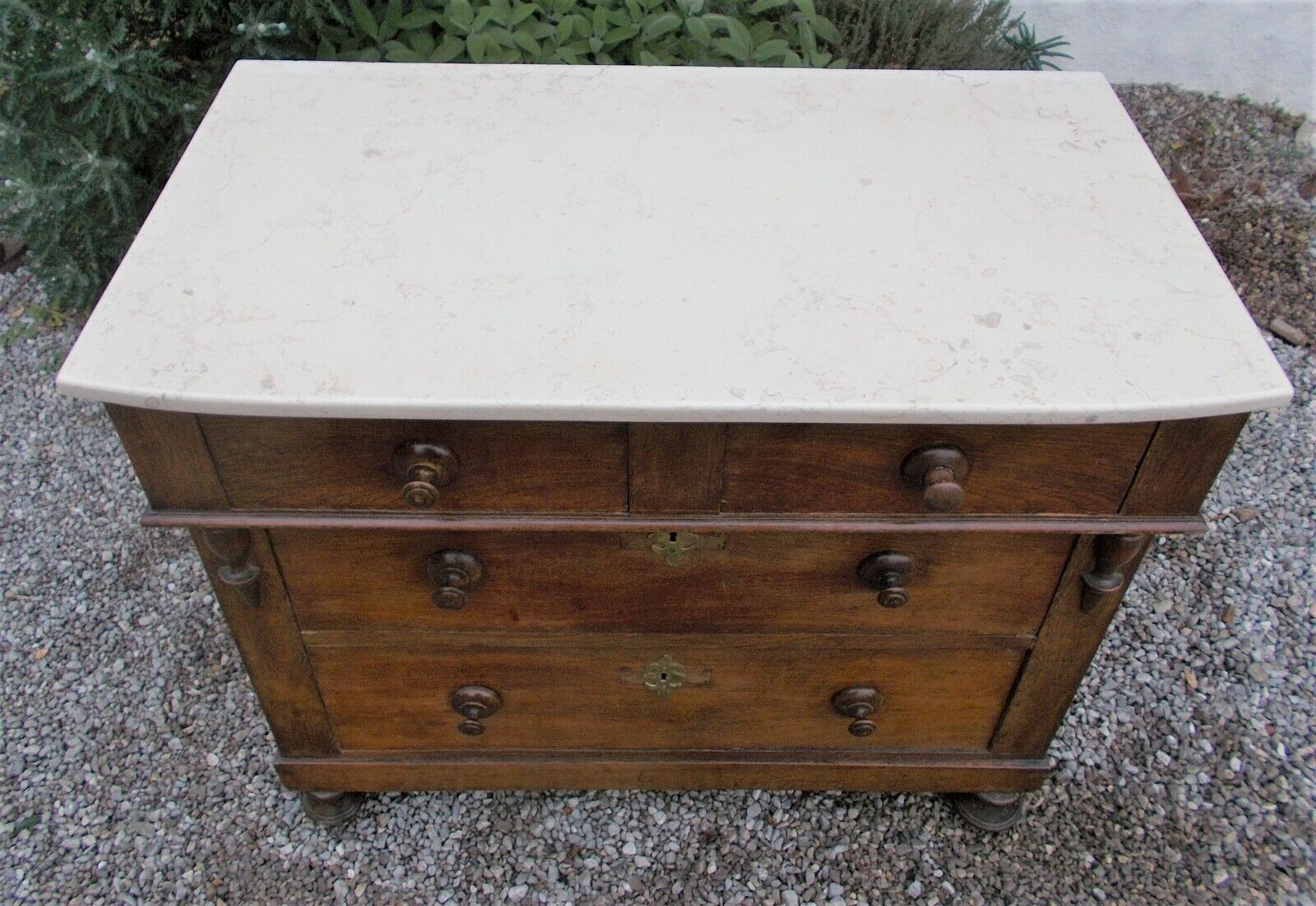 Coffre antique des tiroirs/commode,19ème