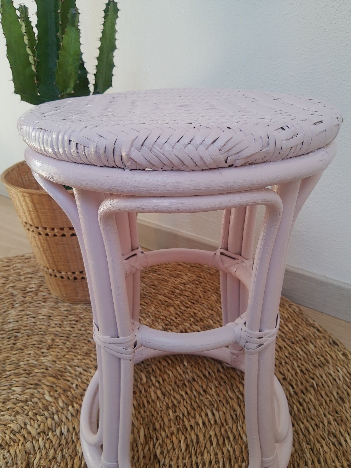 Vintage powder pink rattan stool