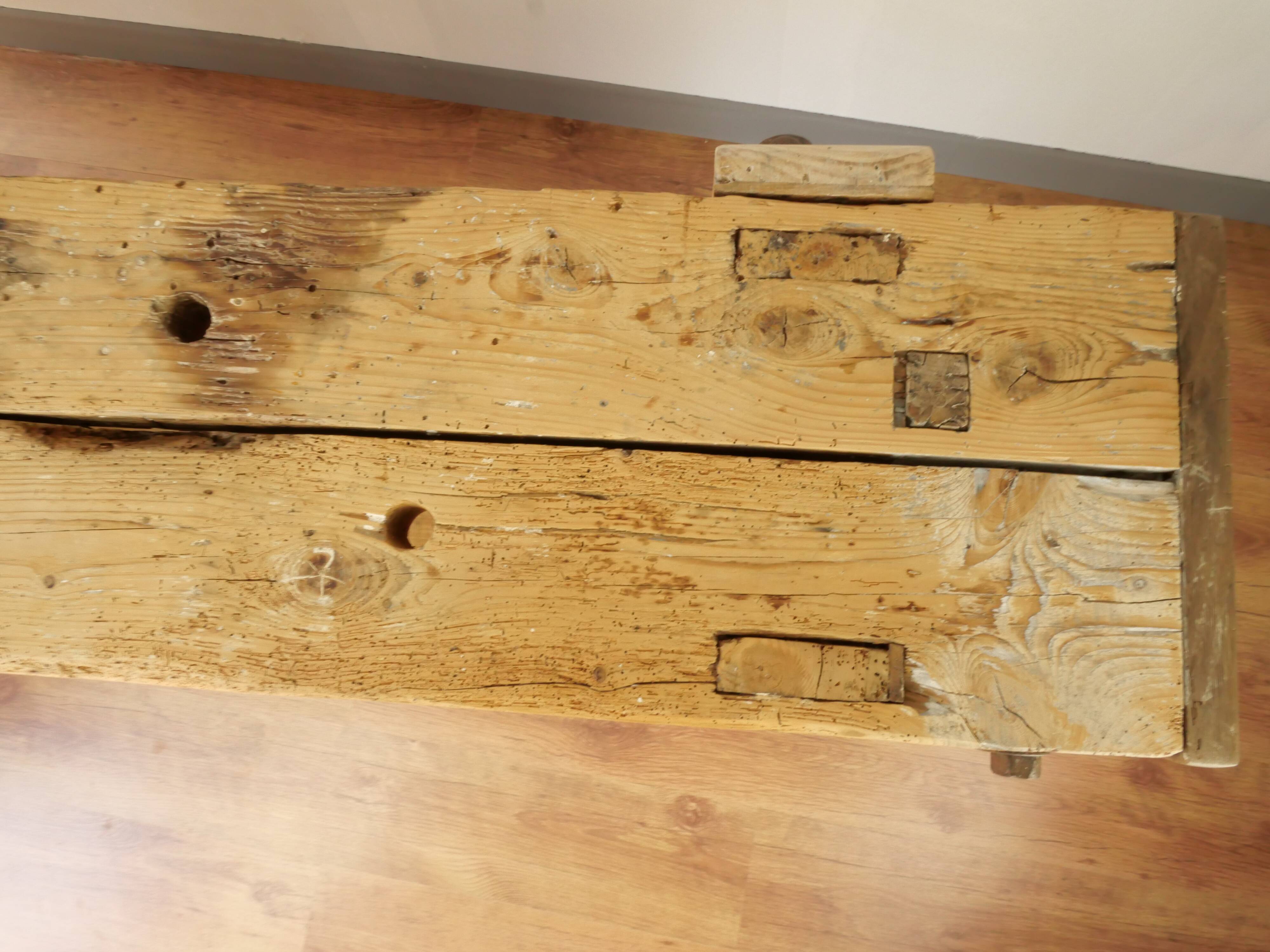 Wood carpenter's establishment