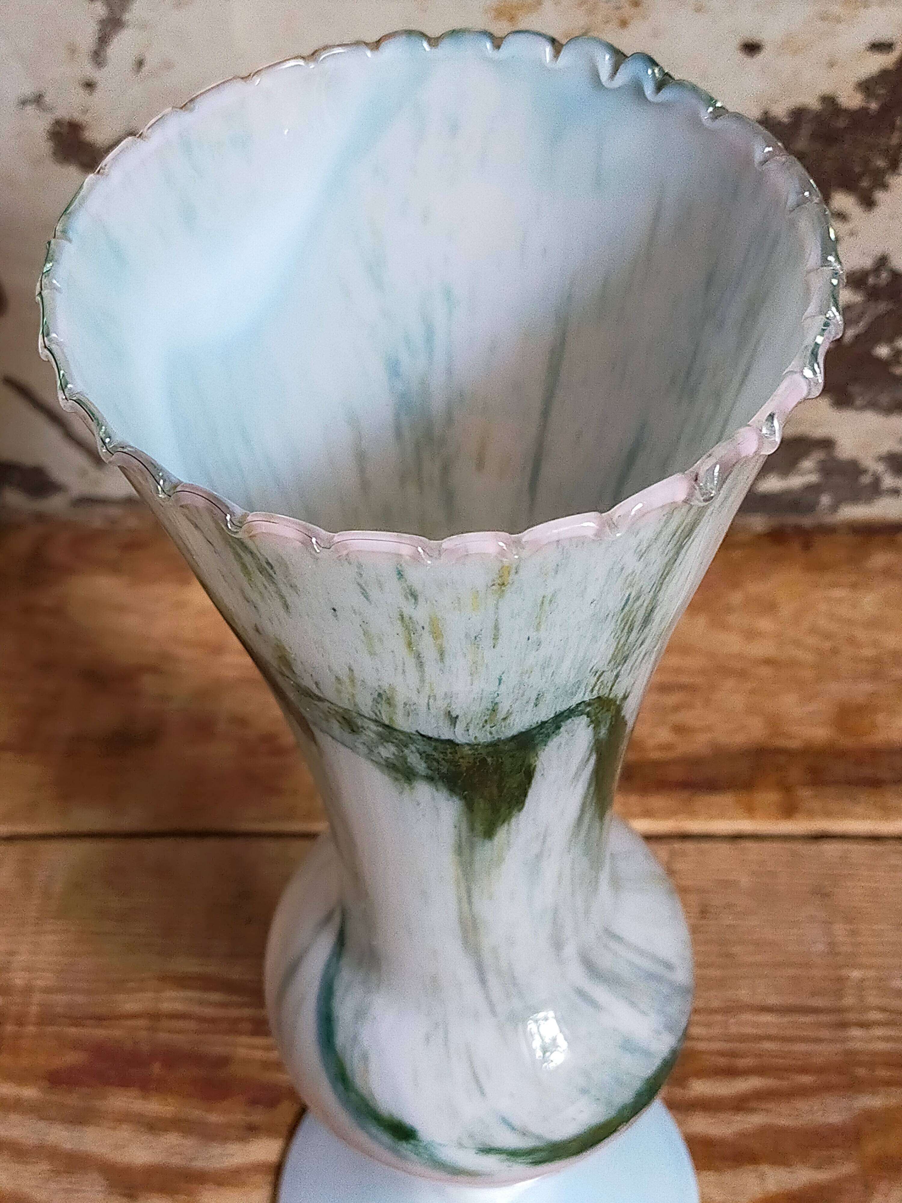 Vase on foot in opaline and vintage blown glass 30 cm
