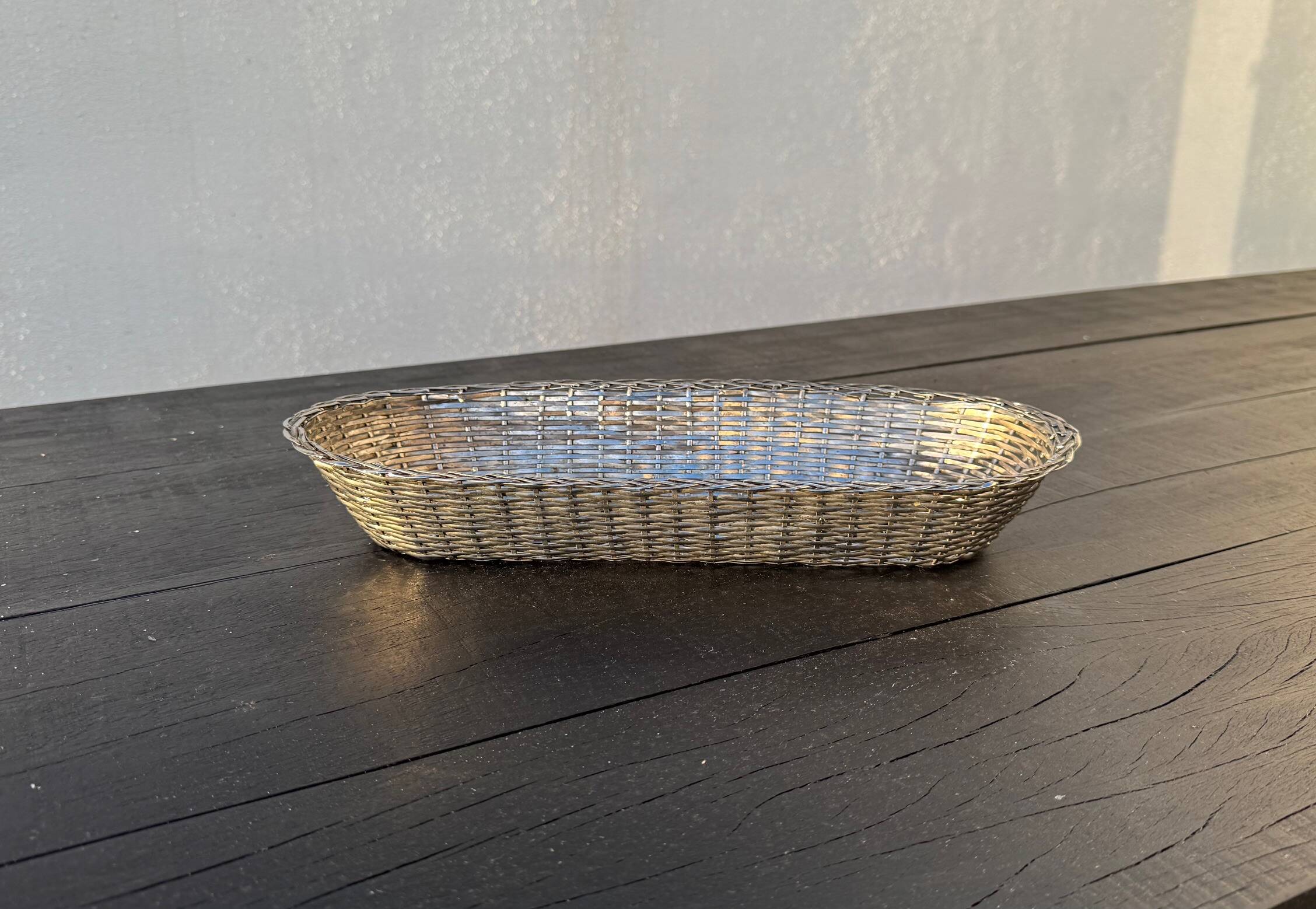 Silver-plated metal bread basket