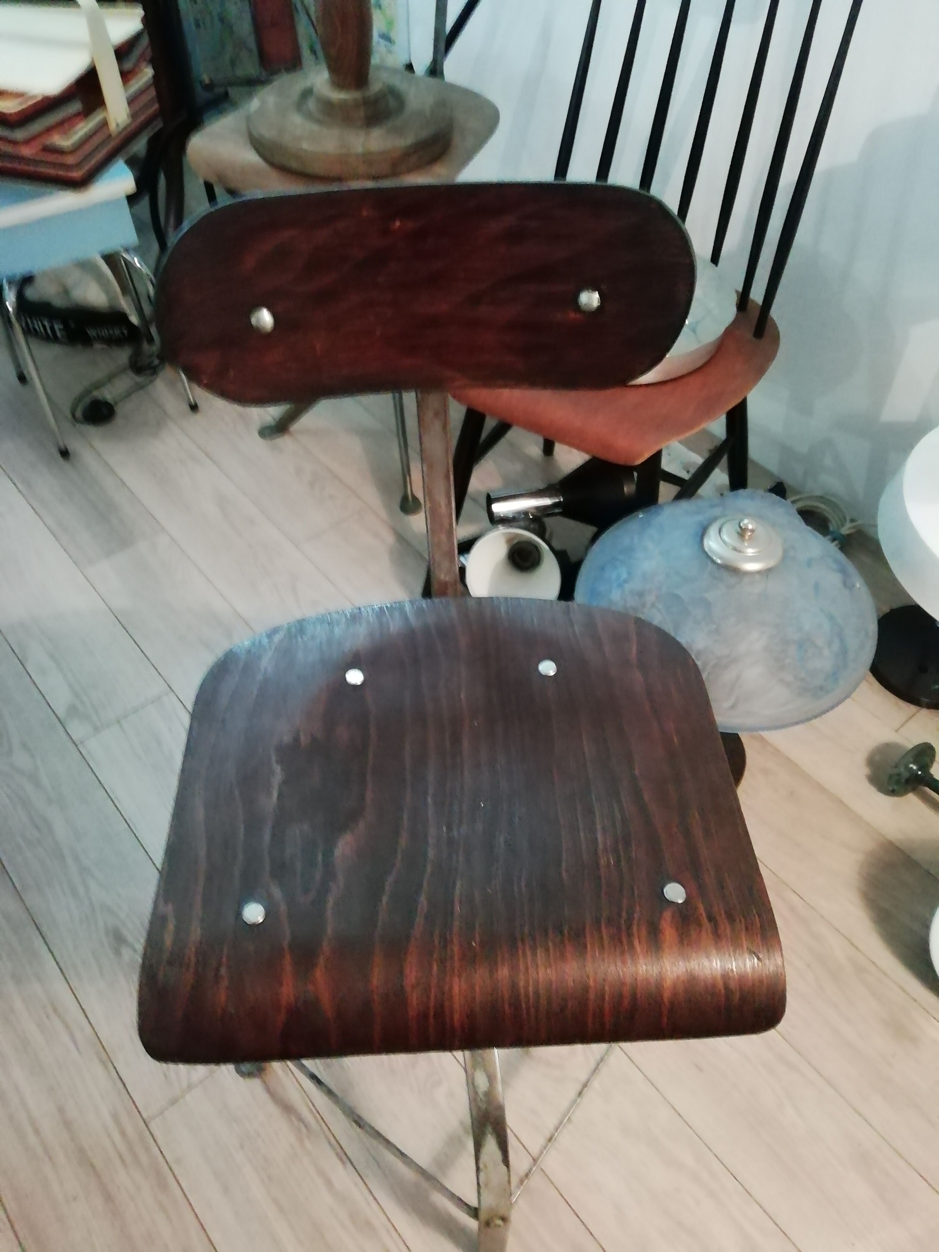 Workshop chair "bienaise"