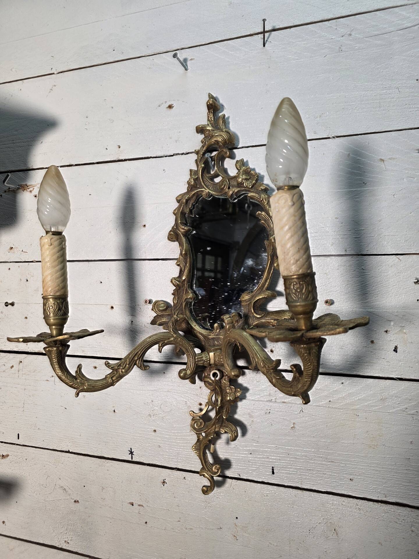 Applique miroir style Louis XV 