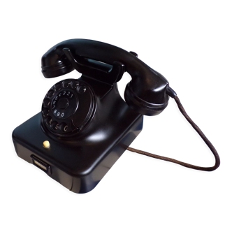 Téléphone siemens à cadran en bakélite modèle w48