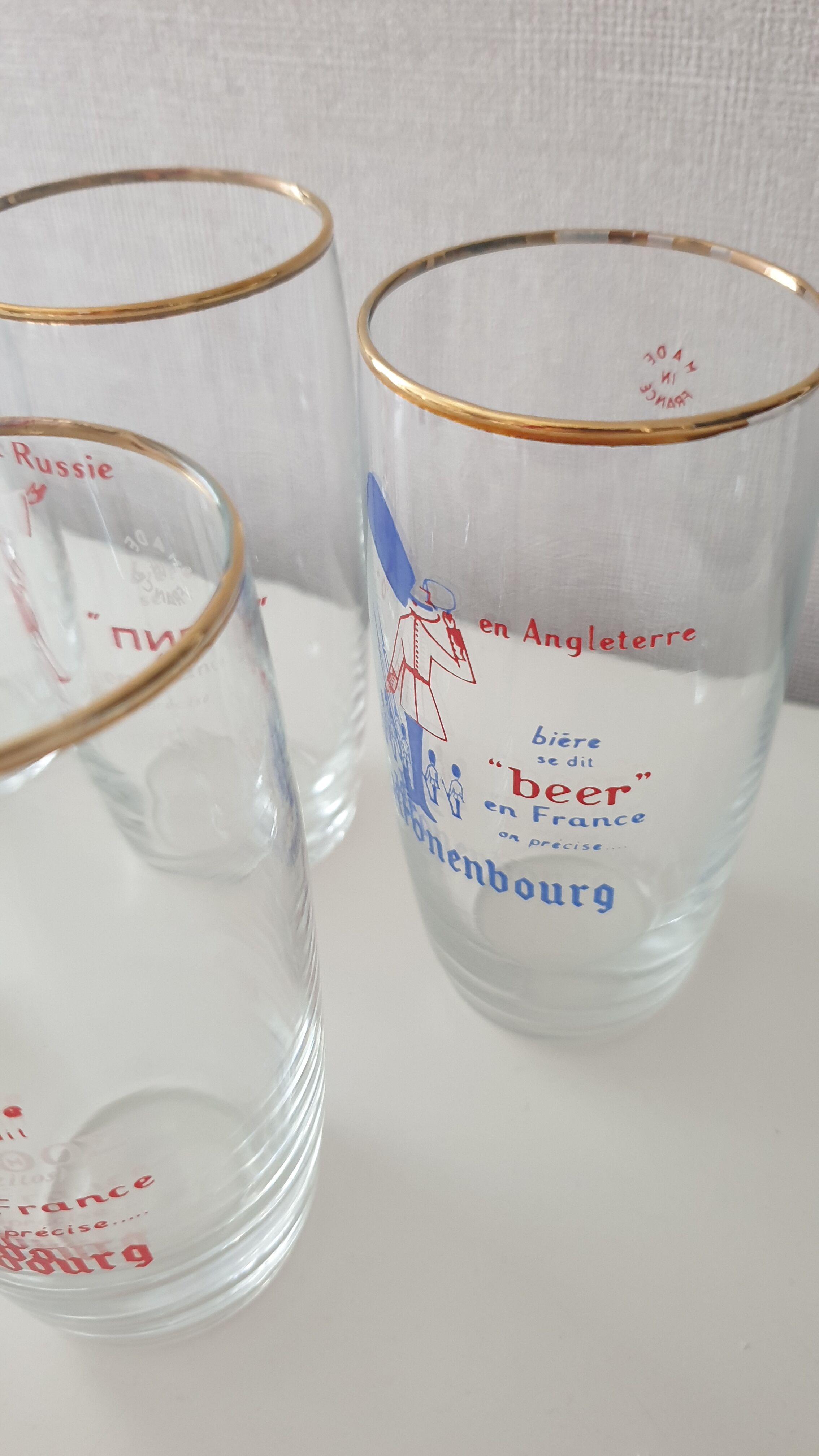 Lot 9 verres à bière vintage