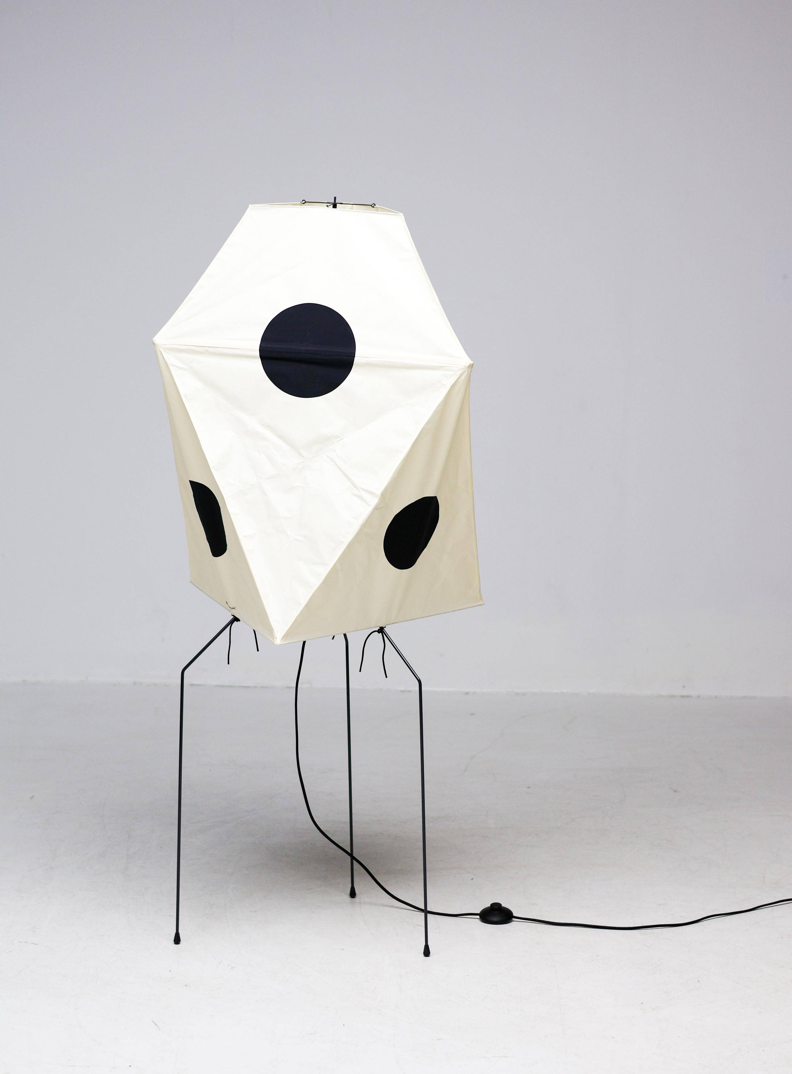 Light Sculpture Isamu Noguchi Akari UF-3Q , handmade Washi paper, Japan