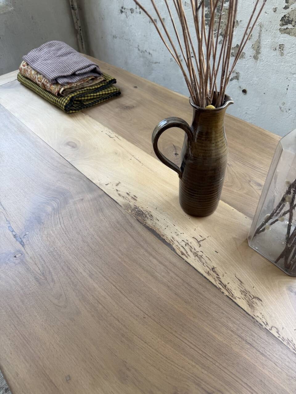 Table de ferme noyer pieds fuseaux 1950