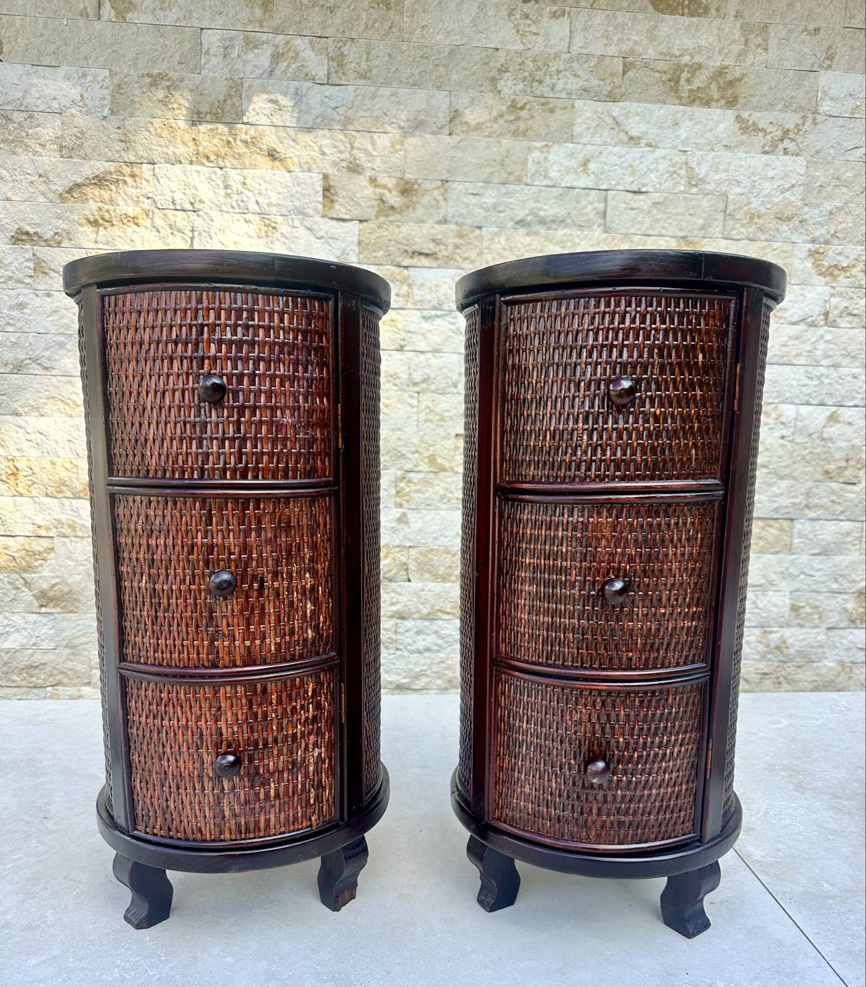 Pair of cylindrical bedside tables or drum bedside tables in exotic wood.