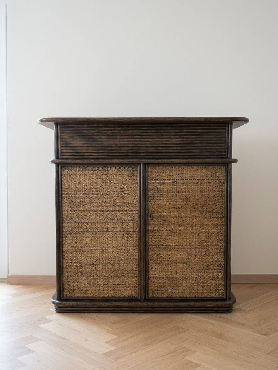 Meuble bar en bois massif