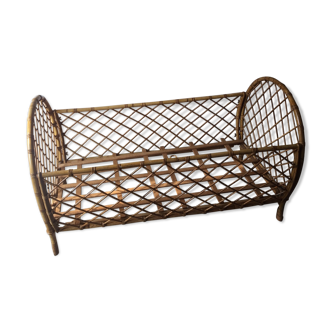 Rattan cradle bed from the 1960s