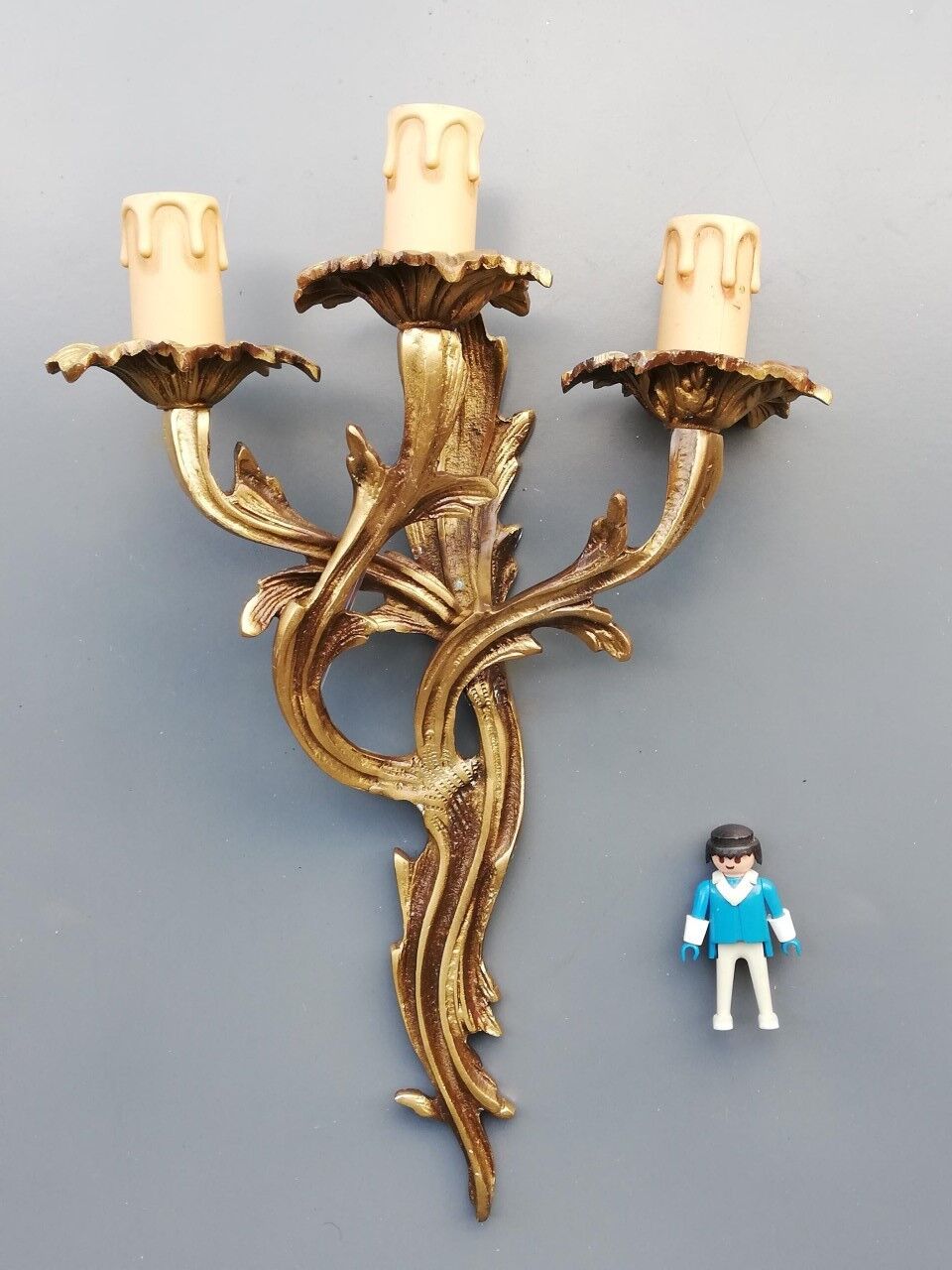 Pair of Louis XV-style wall light