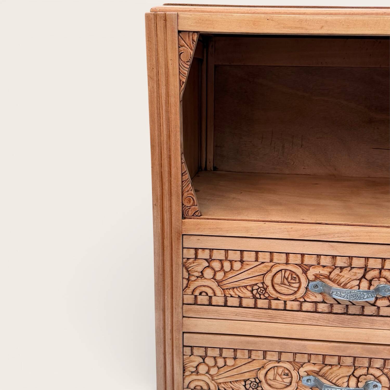 Commode haute art déco bois brut 1930