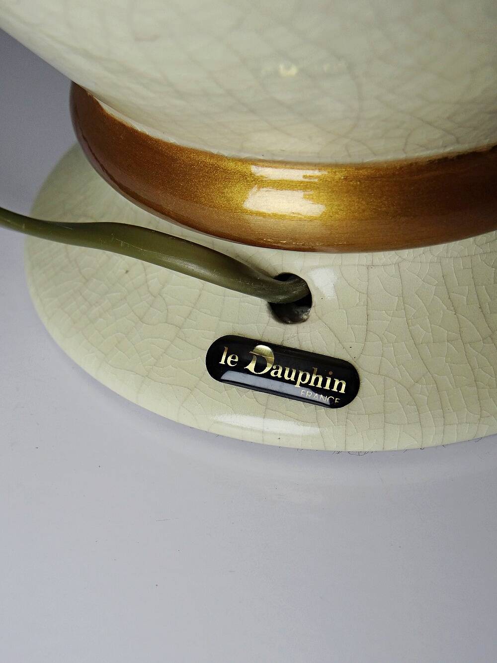 Vintage cracked cream white faience lamp Le Dauphin 1960s-70s Panama
