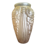 Vase Art Déco en verre dépoli moulé et pressé, couleur jaune champagne