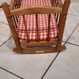 Old dejou doll bed