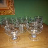 9 coupes en verre soufflé