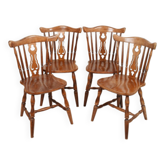 Ensemble de 4 chaises western.