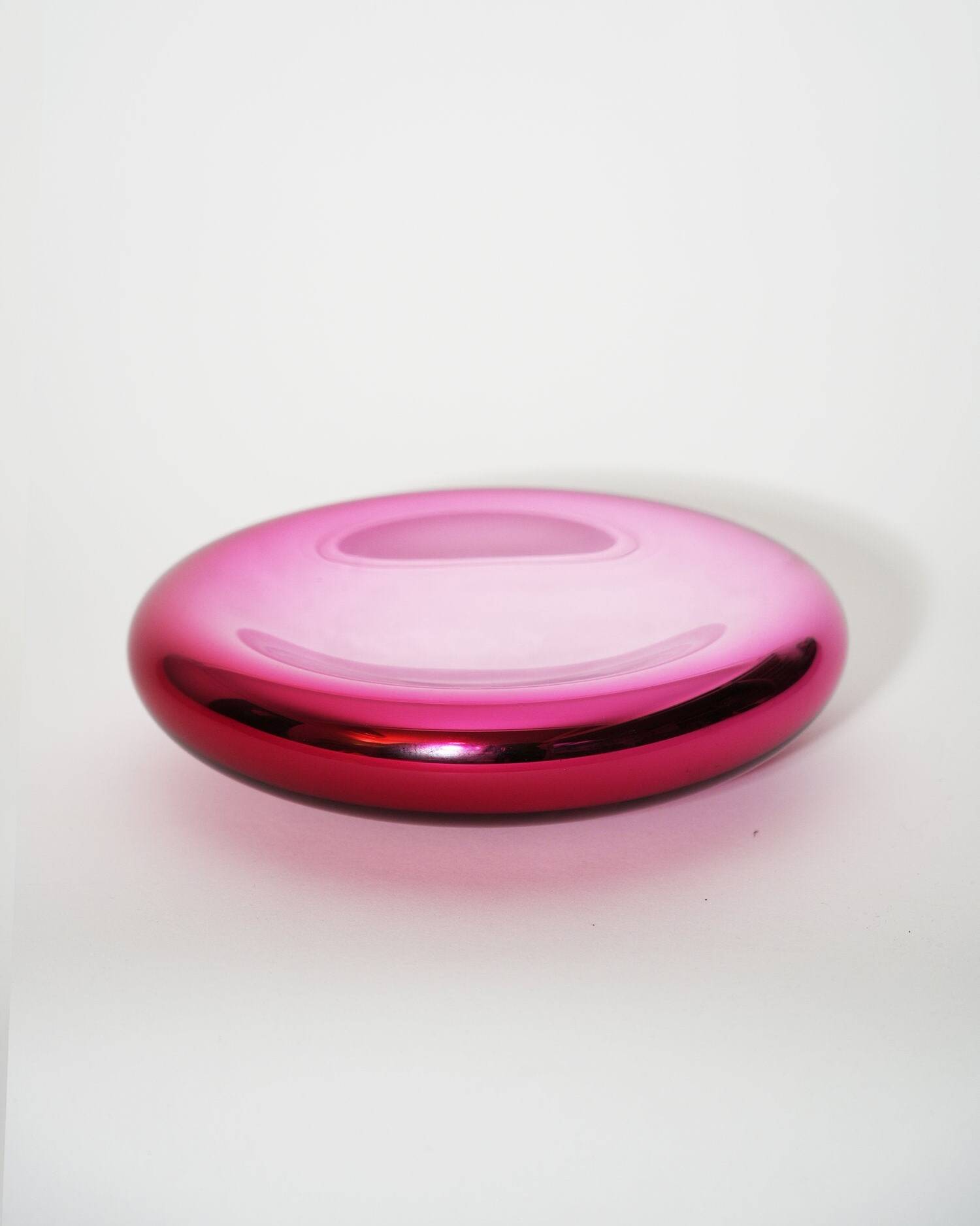 Bowl / dots sculpture
