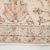 Tapis de couloir turc vintage à motif floral