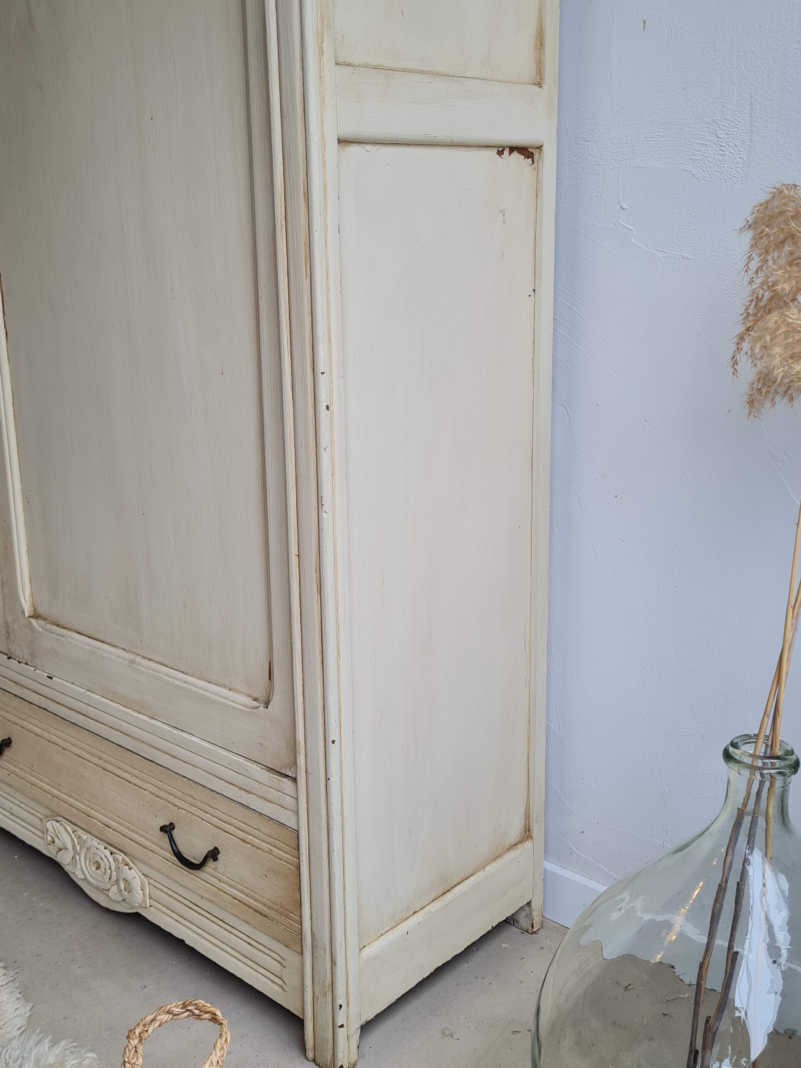 Art Deco Parisian wardrobe