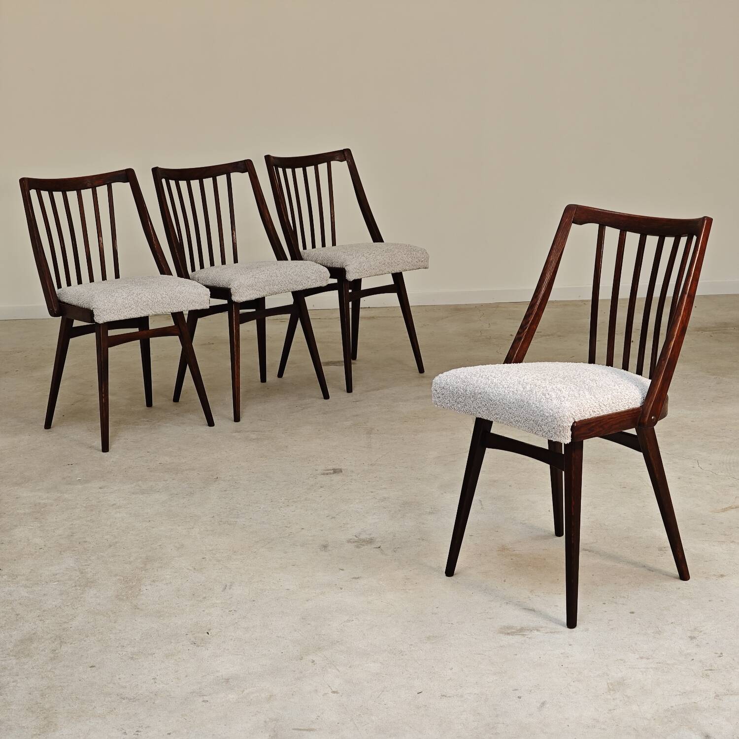 Set of 4 grey bouclette chairs by Antonin Suman