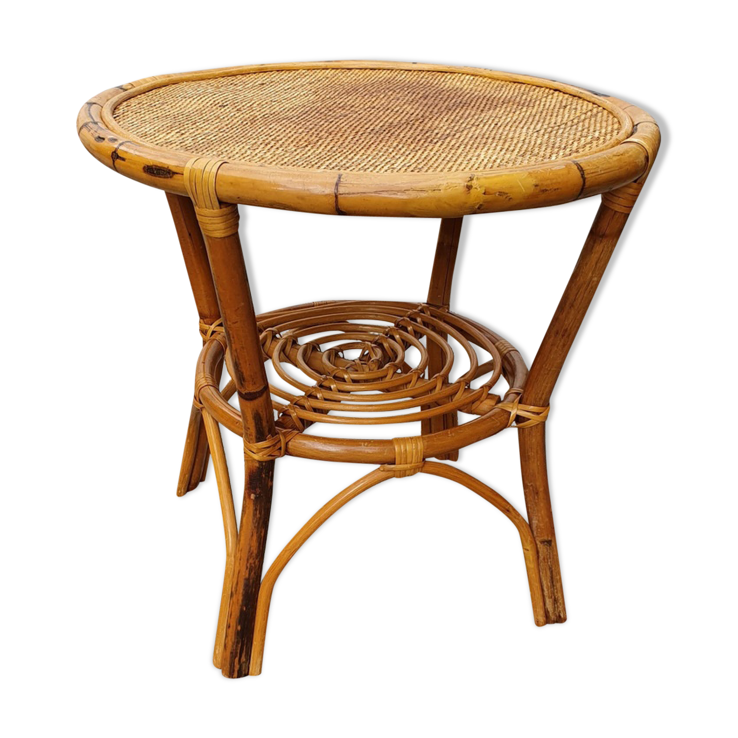 Vintage rotin low table