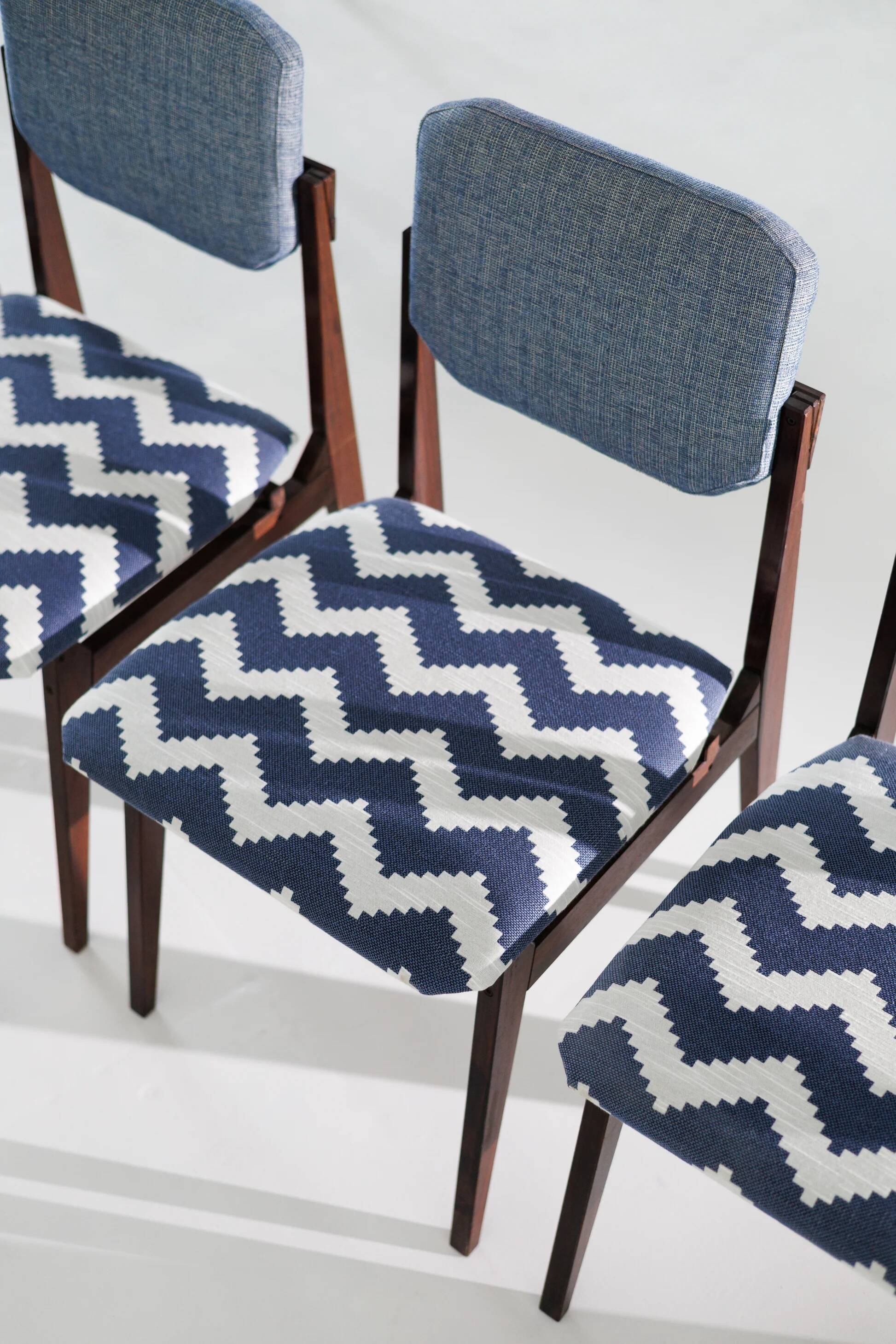 Set of six Italian mid-century dining chairs, 1960s
