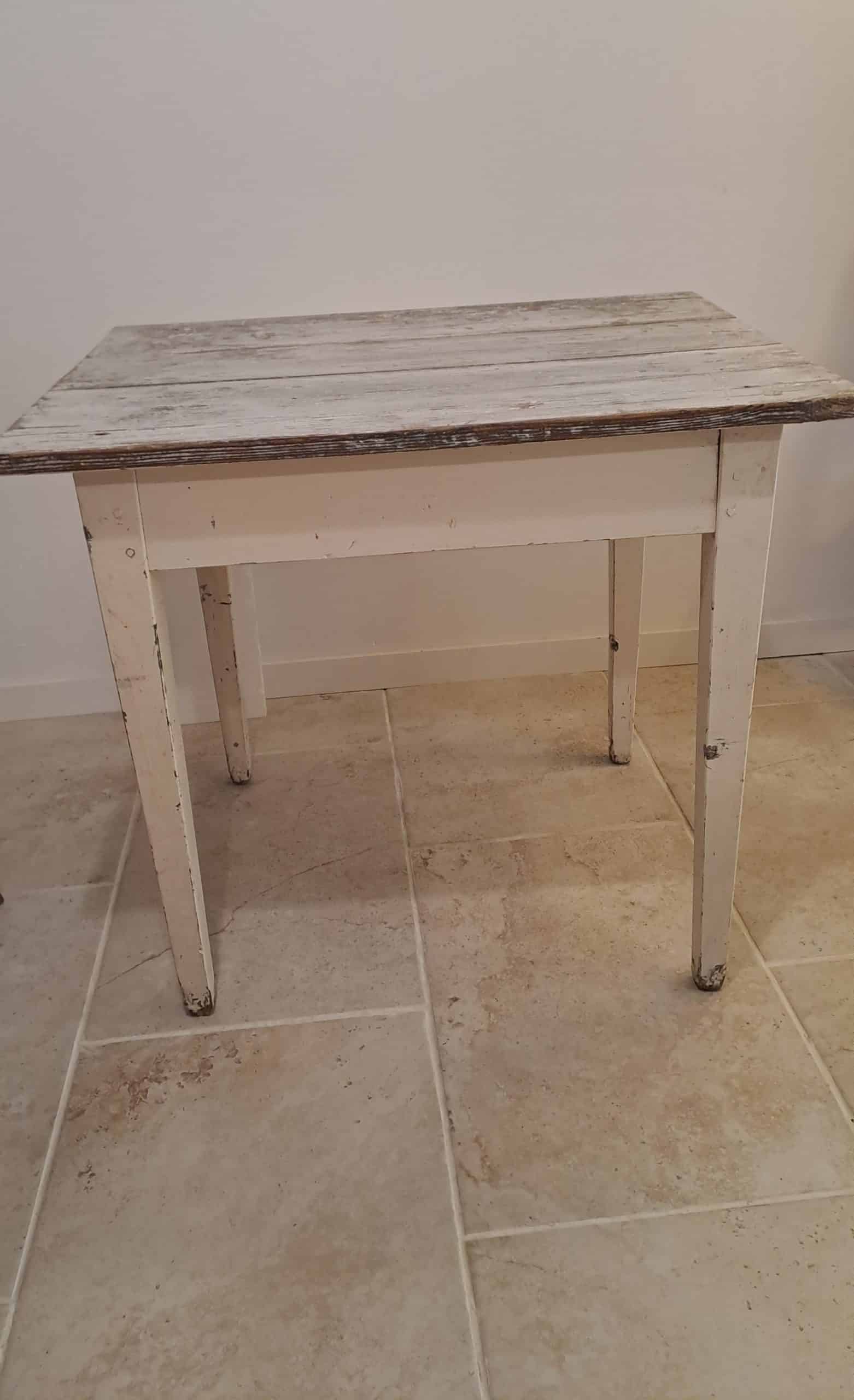 Distressed farmhouse table