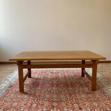 Coffee table designed by Hans J. Wegner - PP Møbler