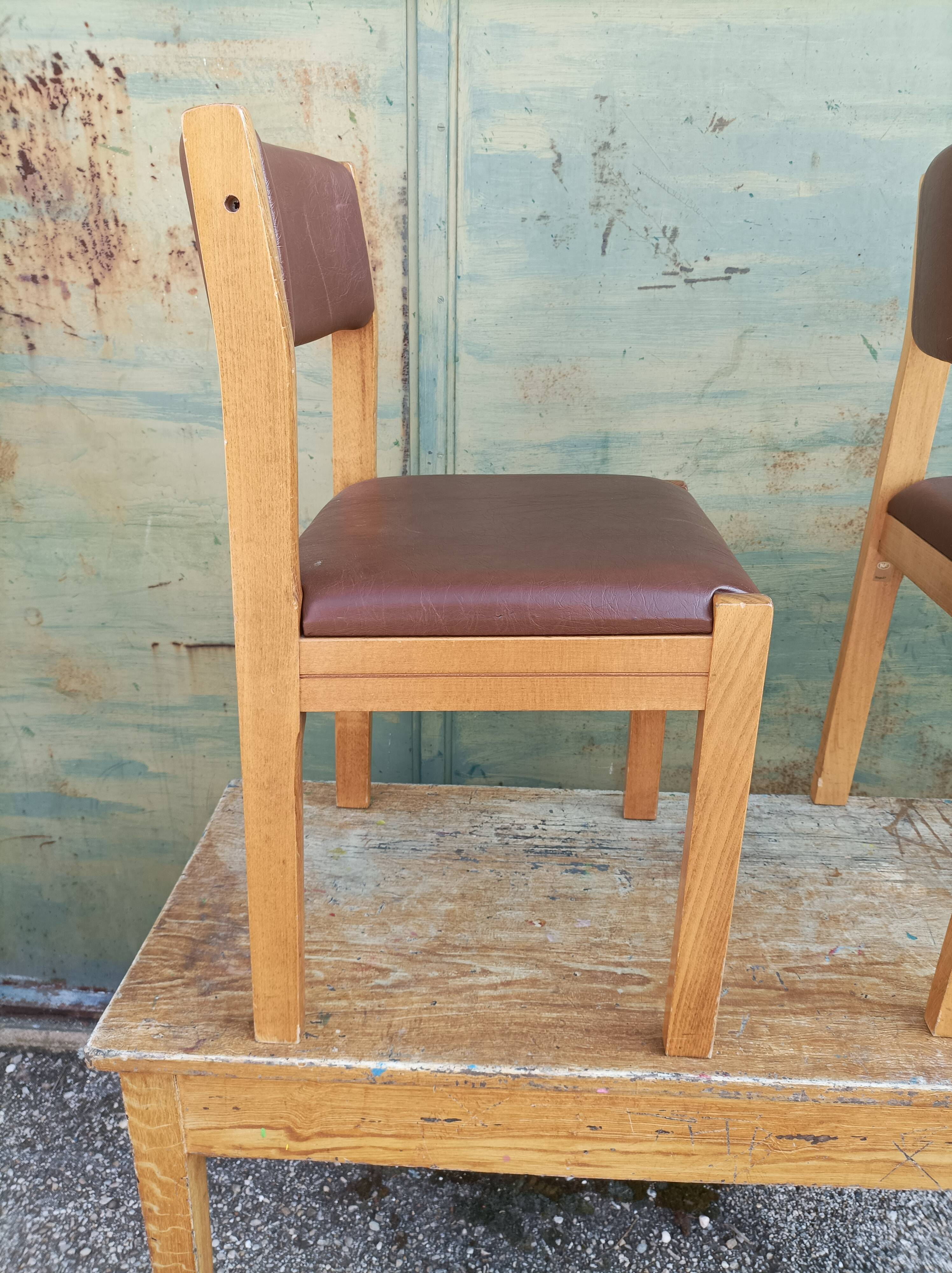 Paire de chaise baumann made in france siège 31 chêne et skaï