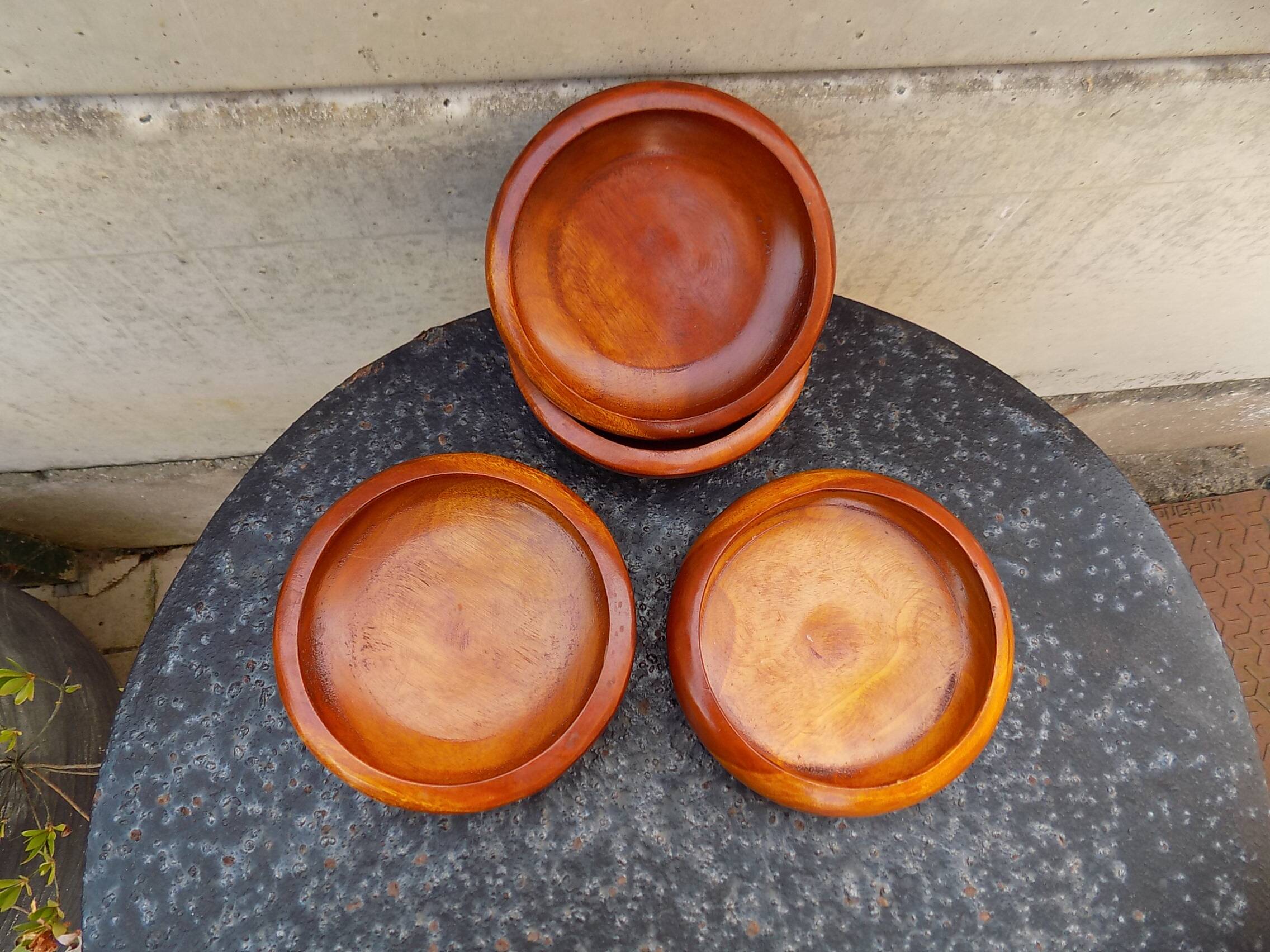 Set of 4 wooden bowls - cups