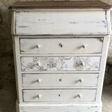 Dresser / dressing table
