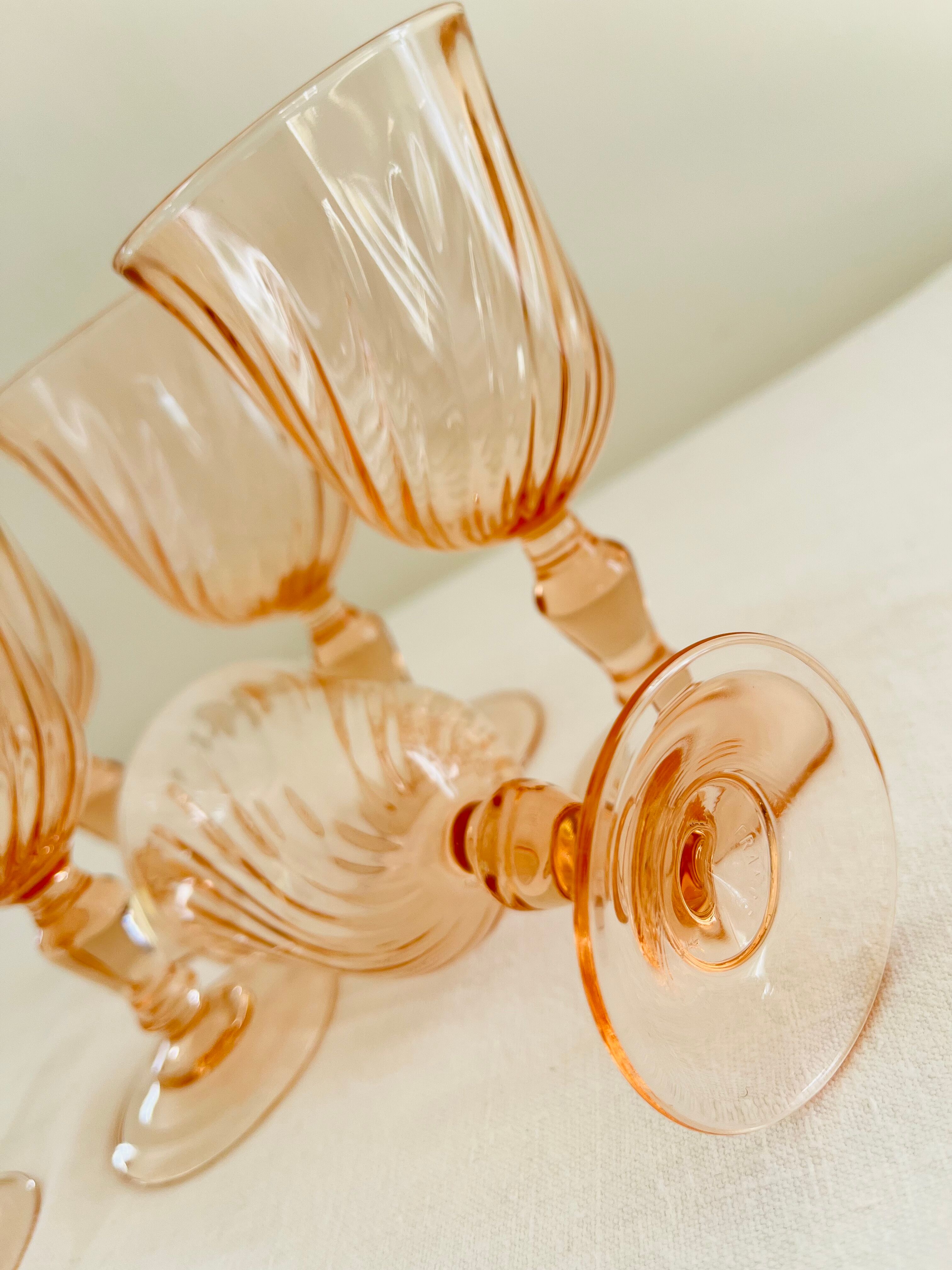 Set of 6 luminarc pink wine glasses