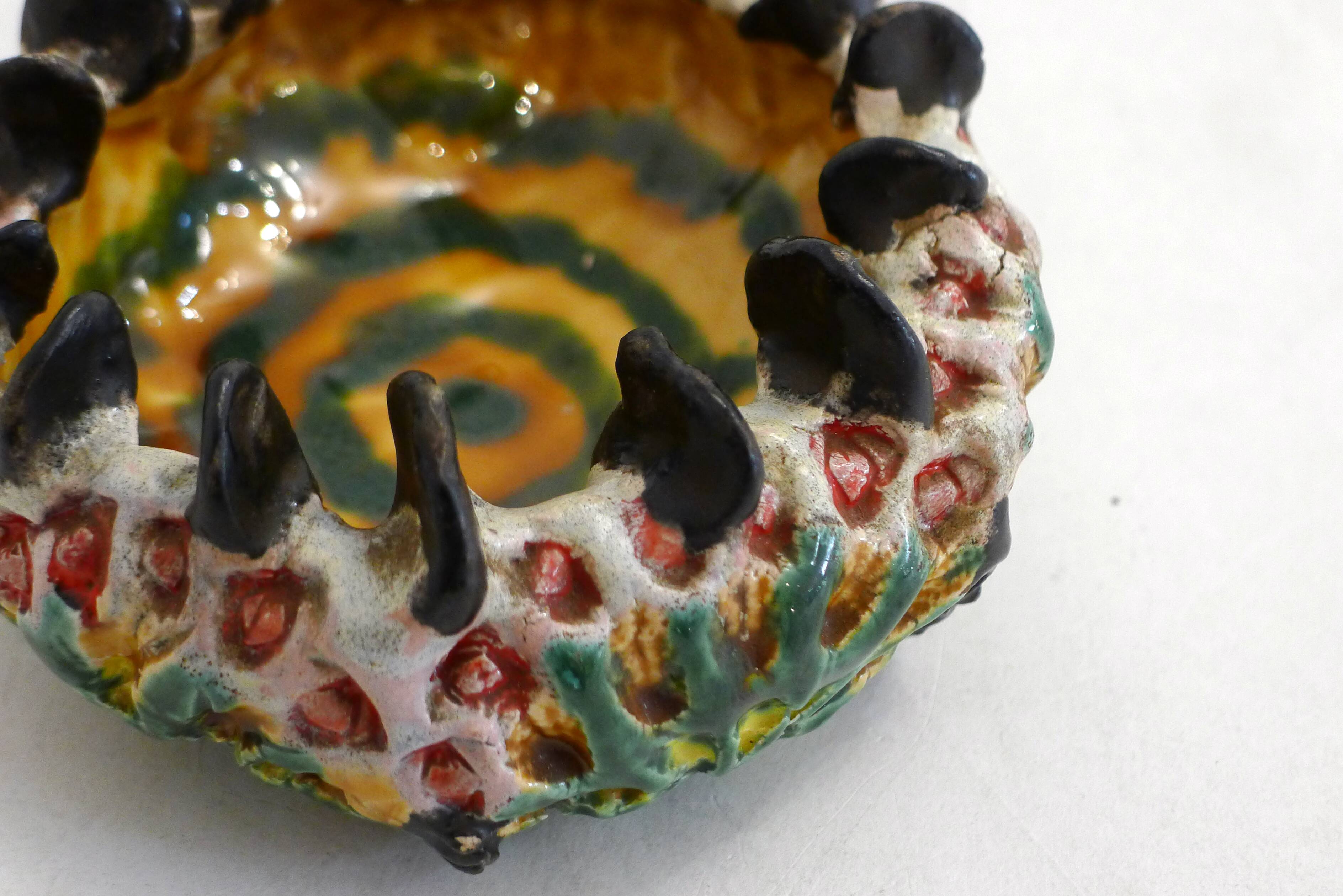 Organic barbotine ashtray and pocket tray