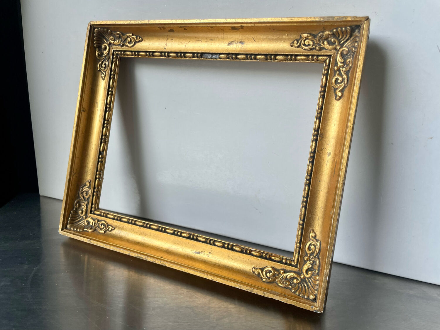 Empire style frame gilded wood measurements 26 cm x 21.5 cm