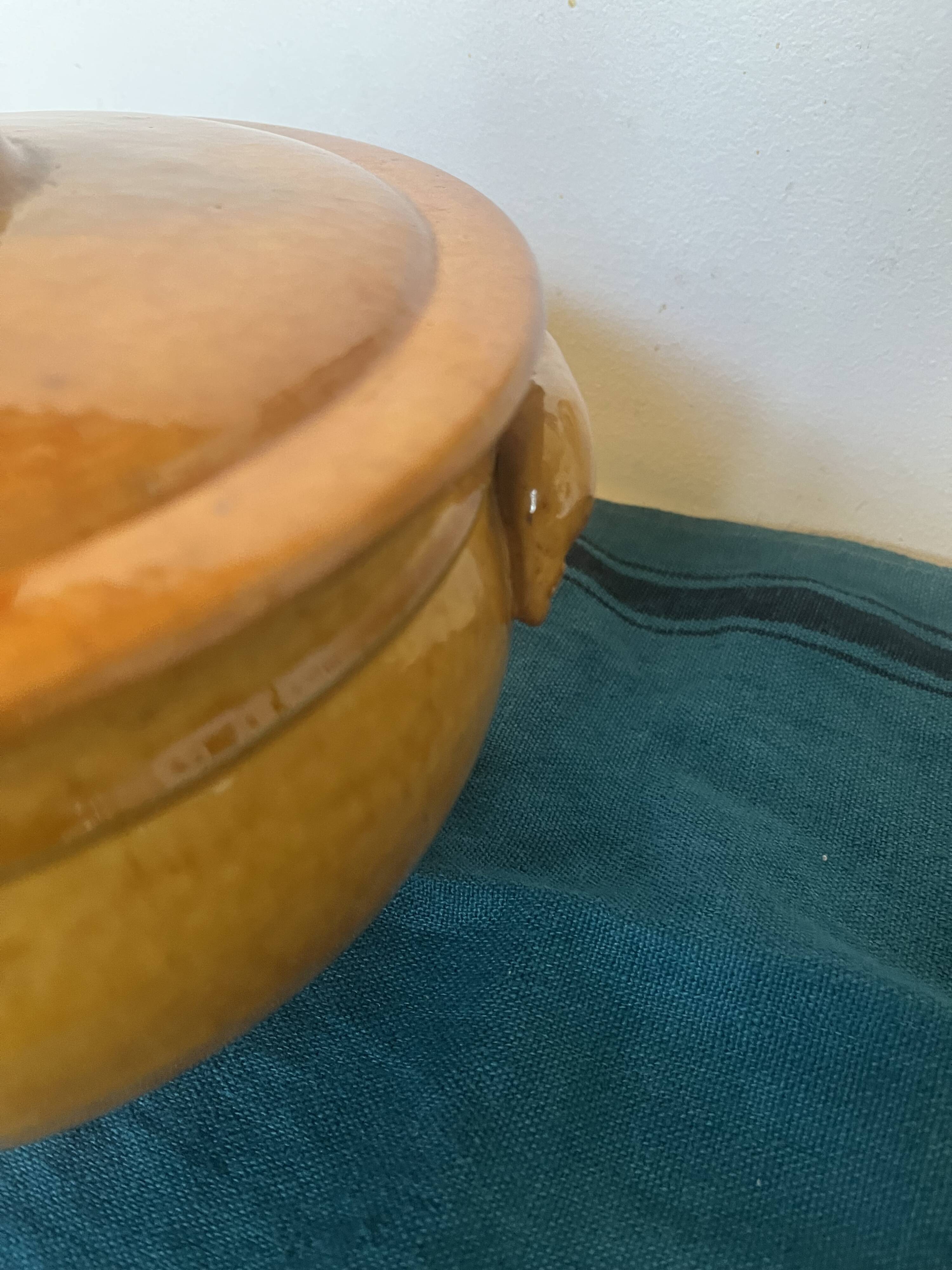 Soupière ancienne Biot Augé Larribé