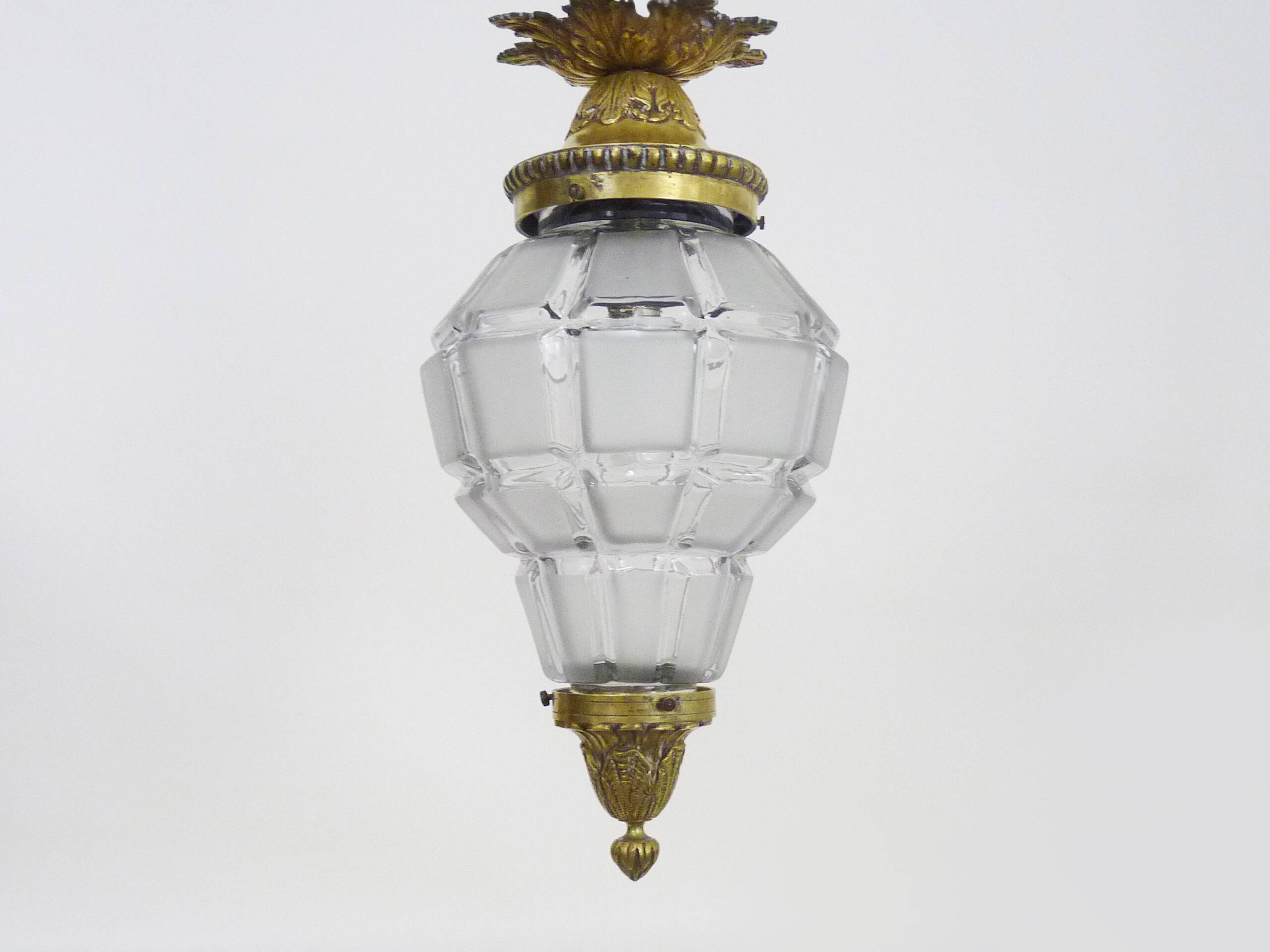 Louis XV style Hall lantern in bronze and glass globe. Around 1920