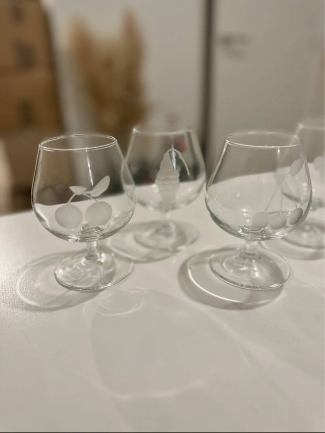 Set of 6 crystal cognac glasses - Baccarat - Fruit decoration - Perfect