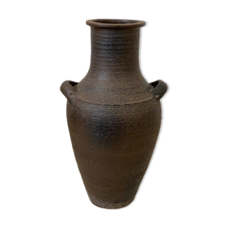 Sandstone jar