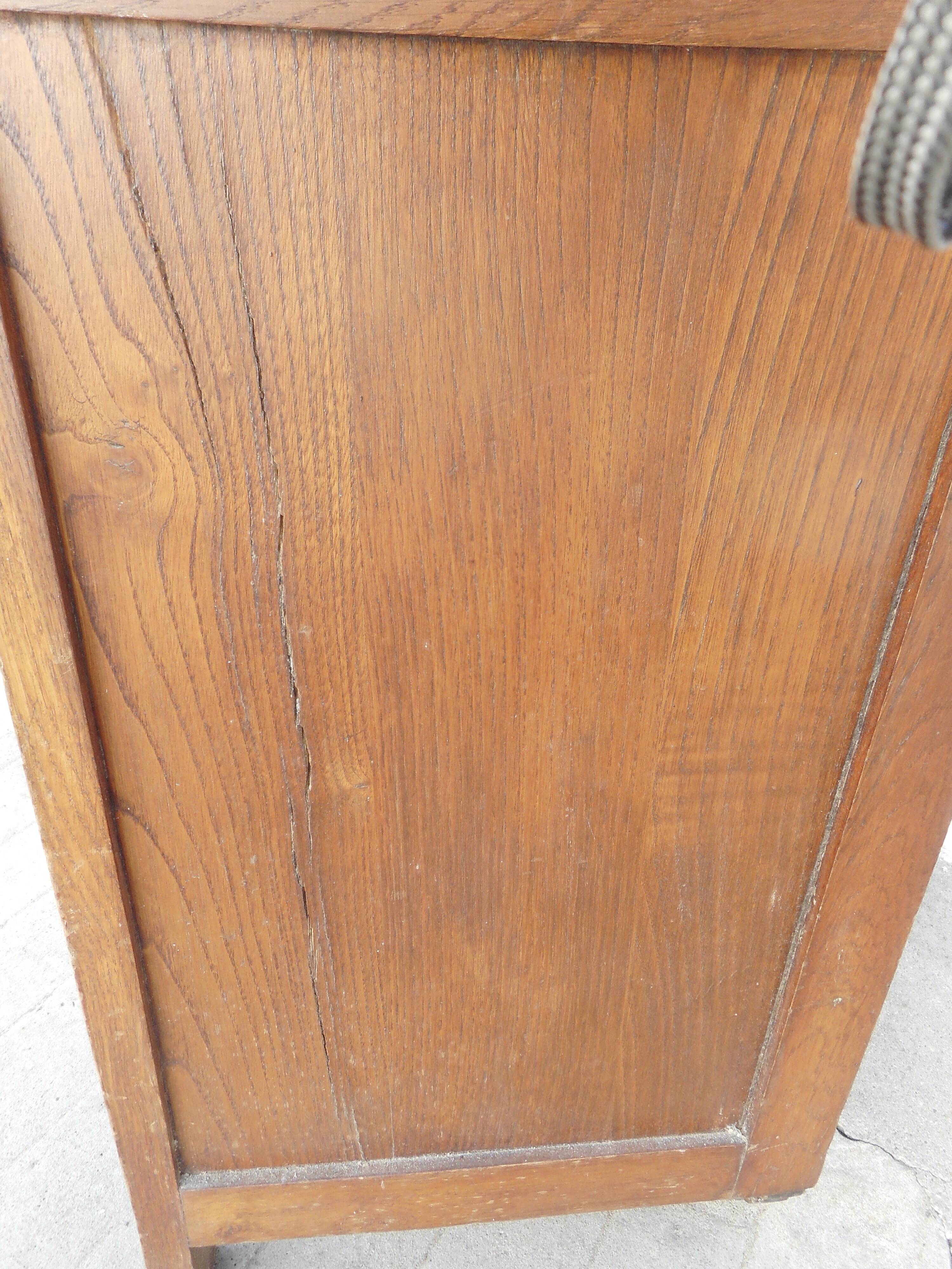 Wooden bedside table from the 20s_25