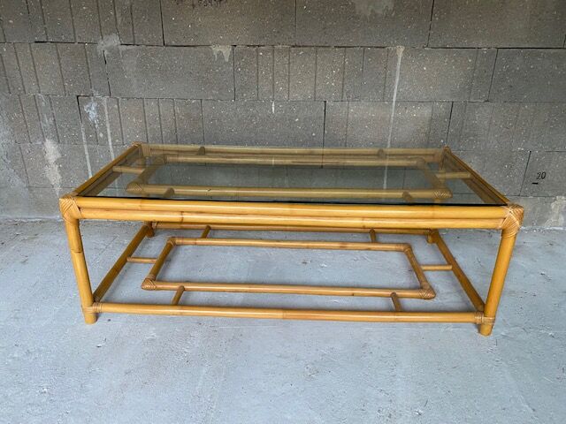 Rattan coffee table vintage glass top 1970