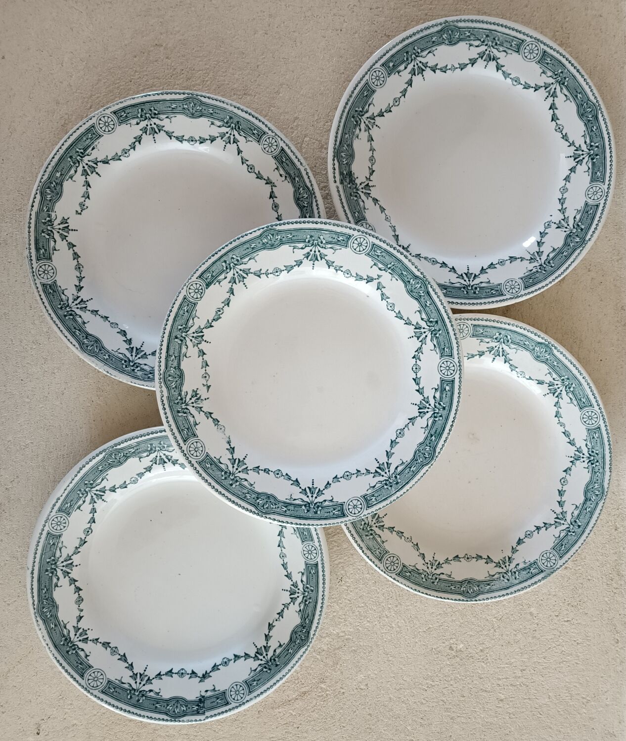 5 plates model Provence Moulin des Loups