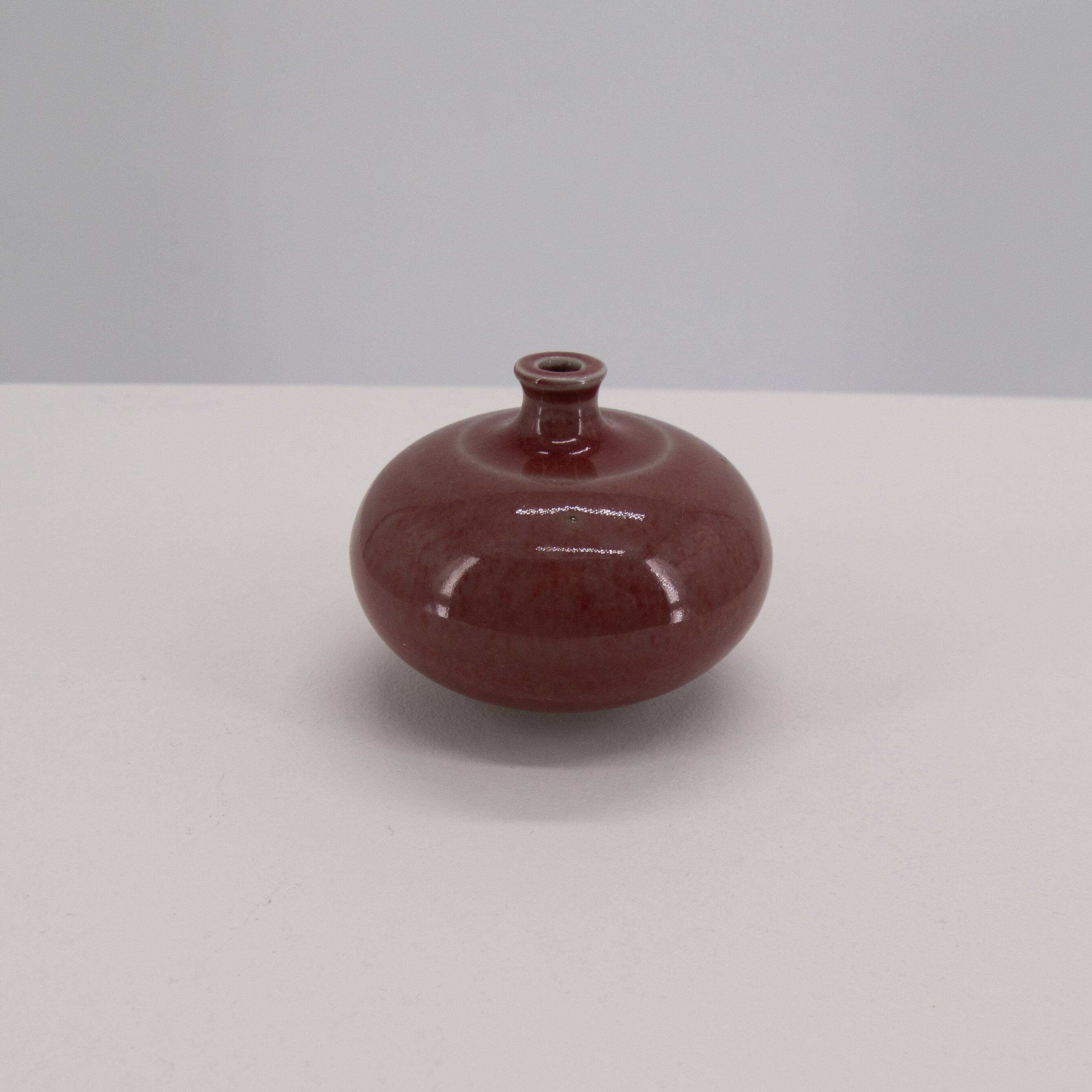 Vase en grès porcelainique par robert deblander