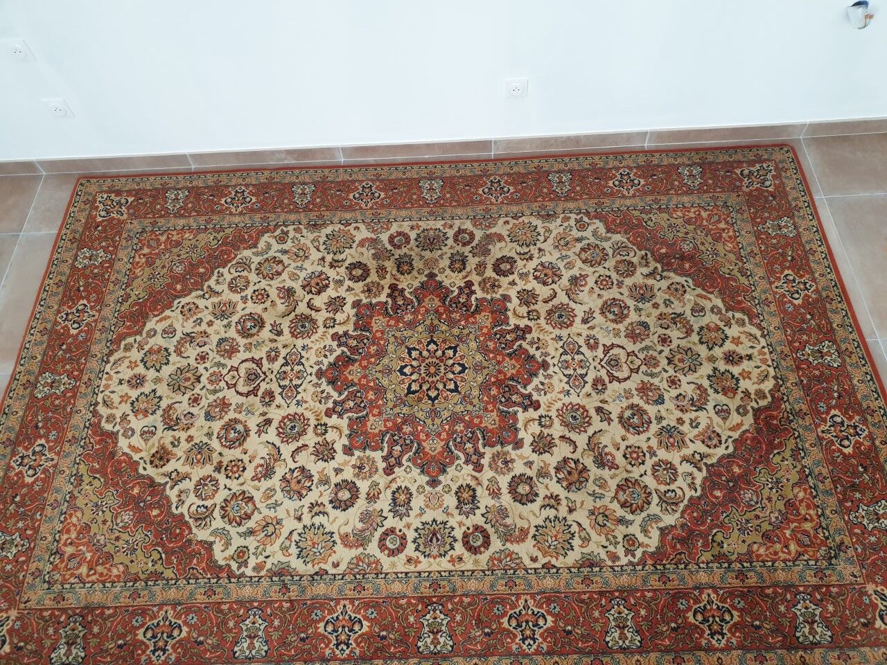 Pure carpet virgin wool