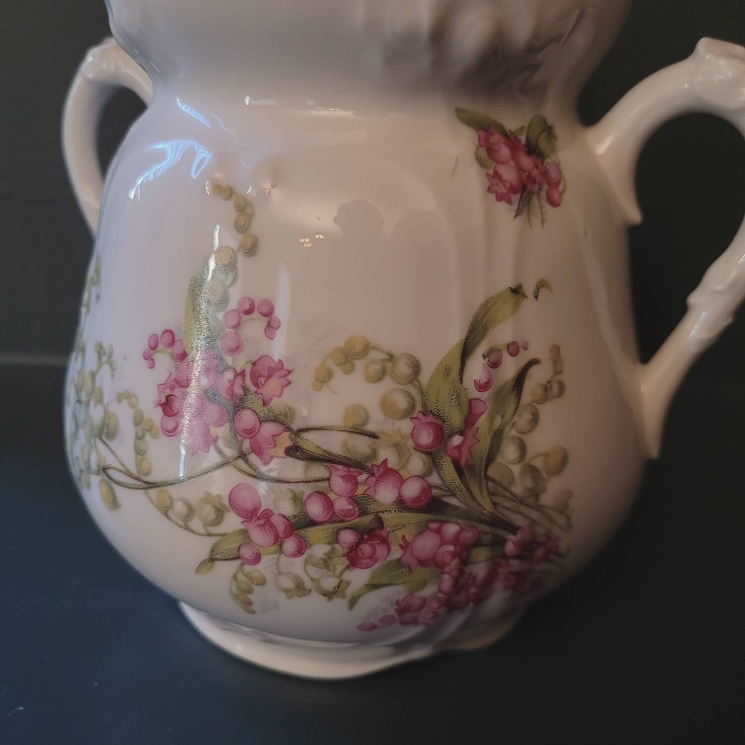 Victorian porcelain sugar bowl