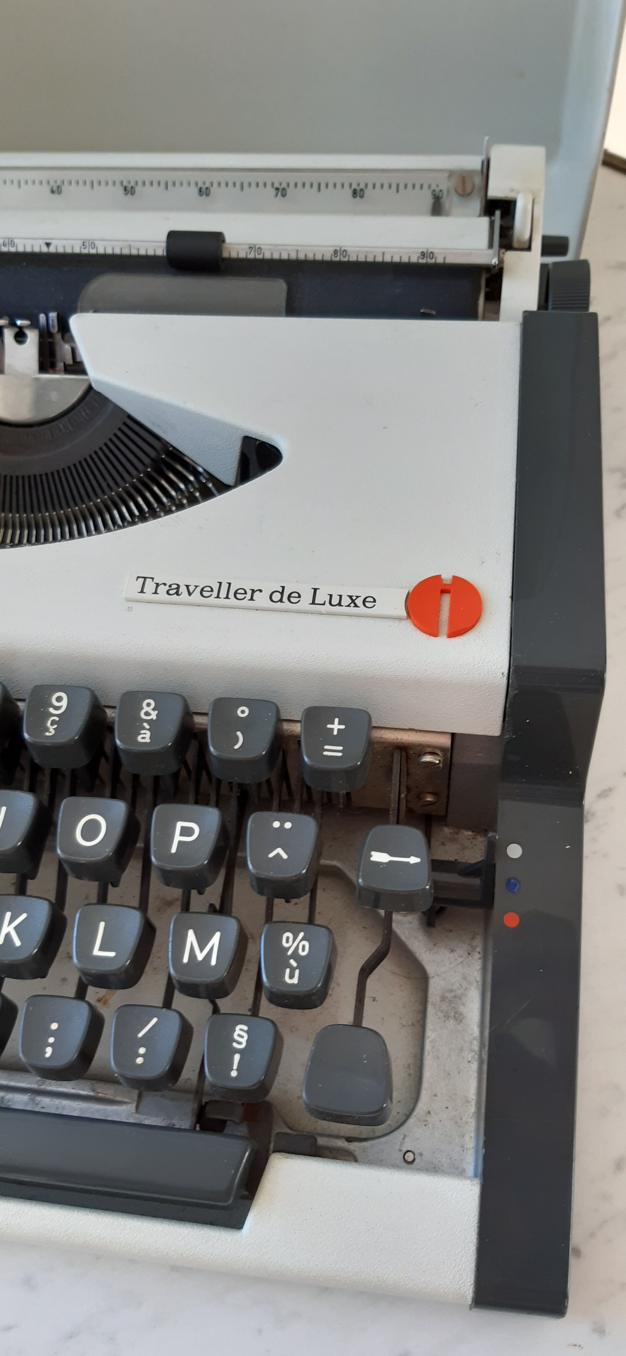 Olympia Traveller Luxe Typewriter