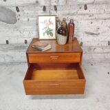 Vintage storage unit