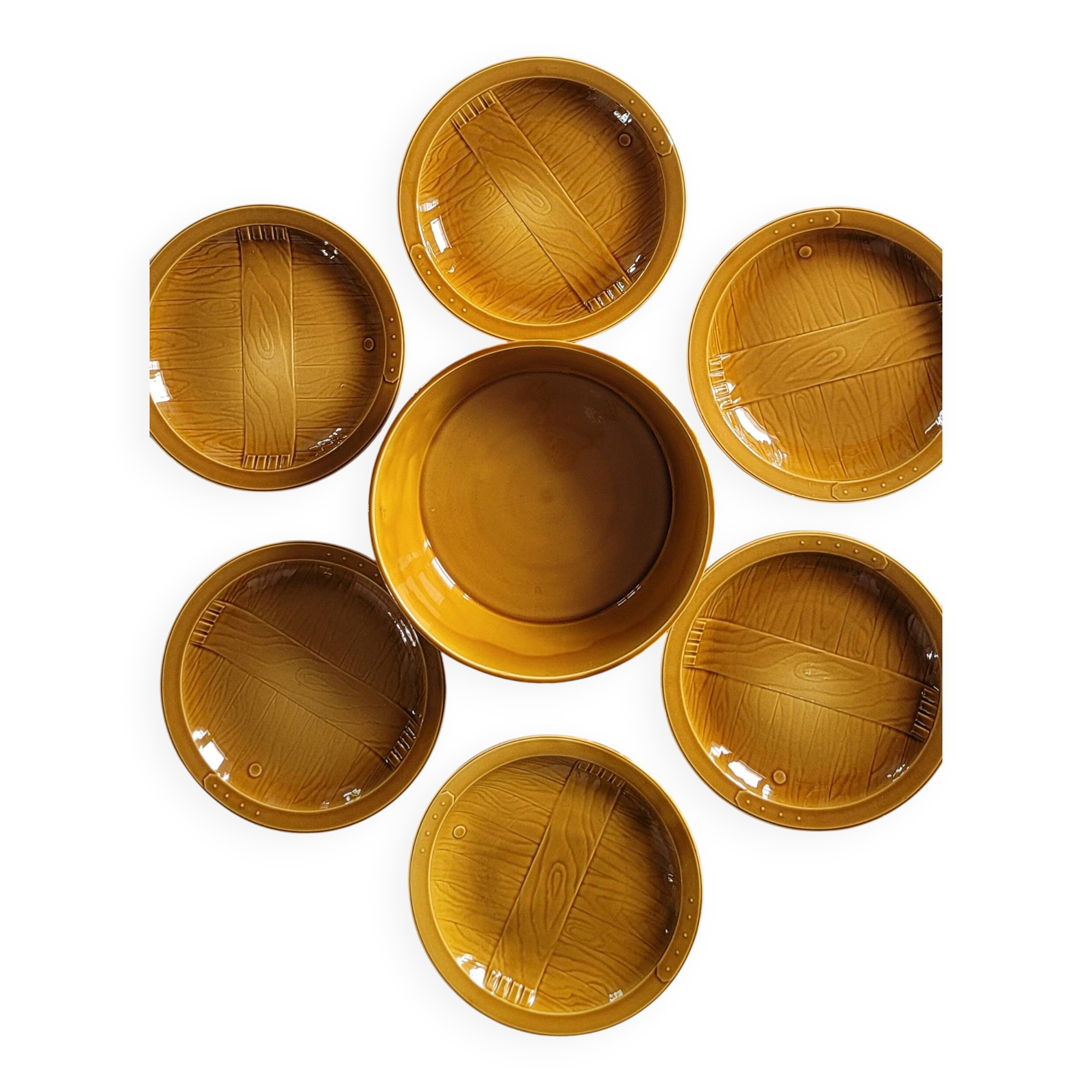 GIEN plates with dish